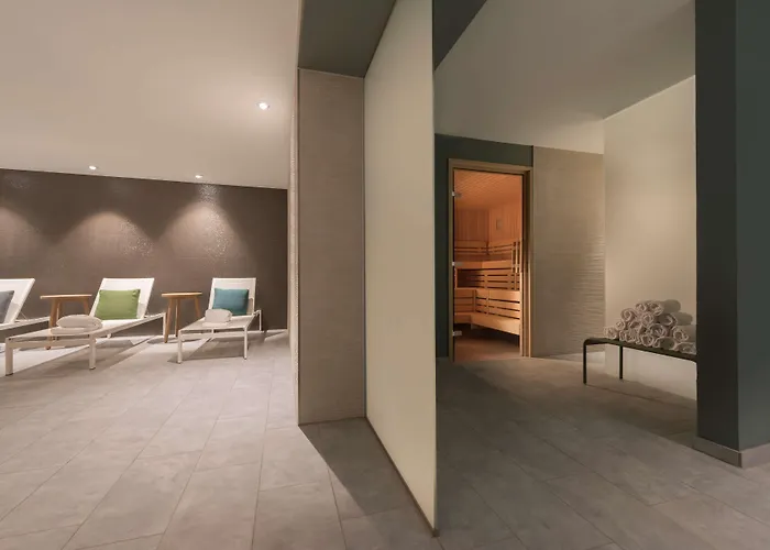 شقة فندقية Adina 4*