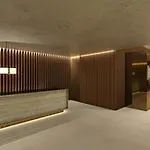 Adina Hotel apartamentowy 4*