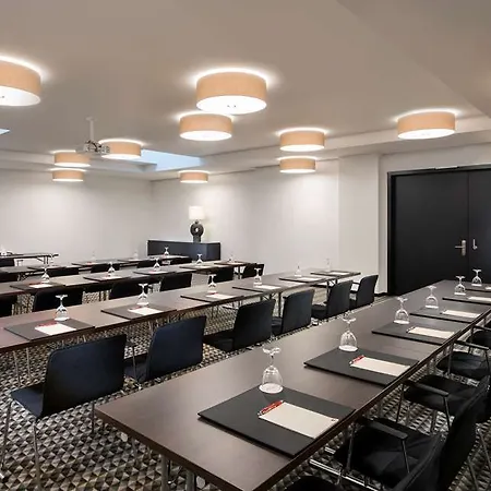 Adina Lejlighedshotel