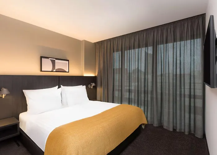 شقة فندقية Adina 4*