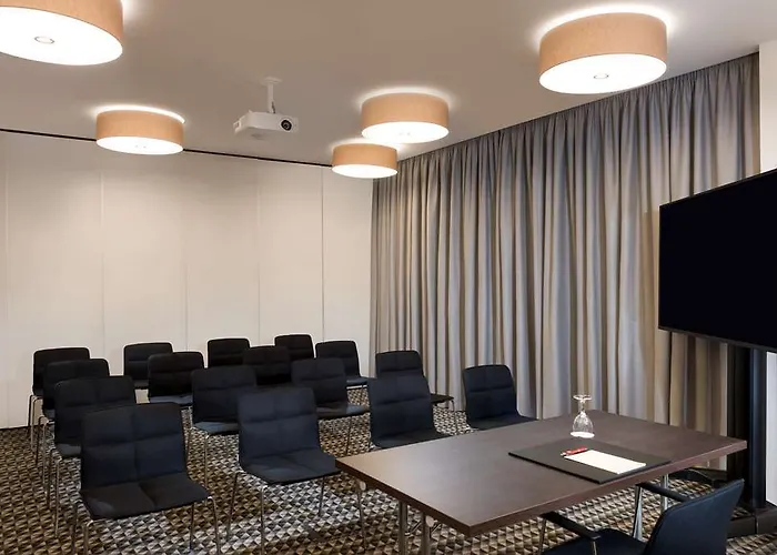 شقة فندقية Adina